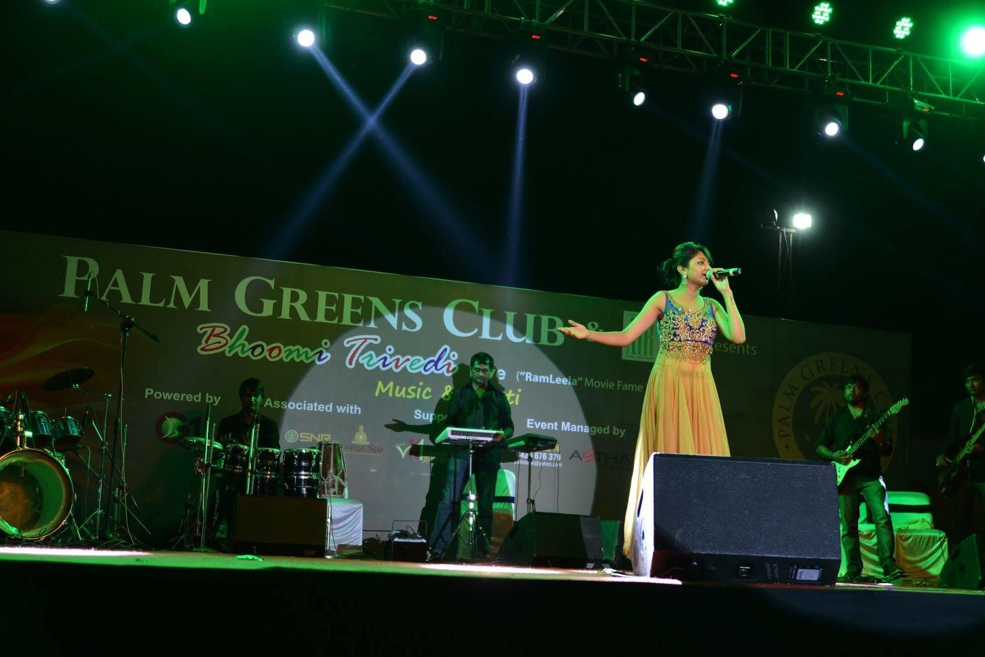 Palm Green Club Resort Jetalpur Esterno foto